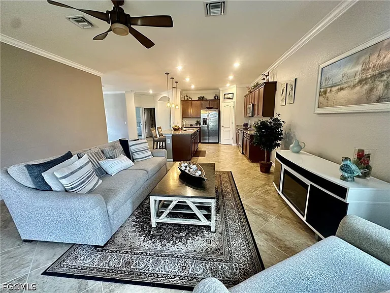 11600 Golden Oak Ter — Photo 9