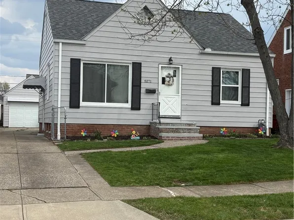 5271 W 49th St, Parma, OH 44134