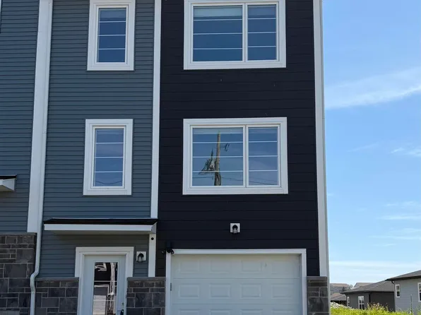17 Grosse St, Halifax, NS B3T 0M7