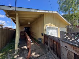 3283 Central Ave, Alameda, CA