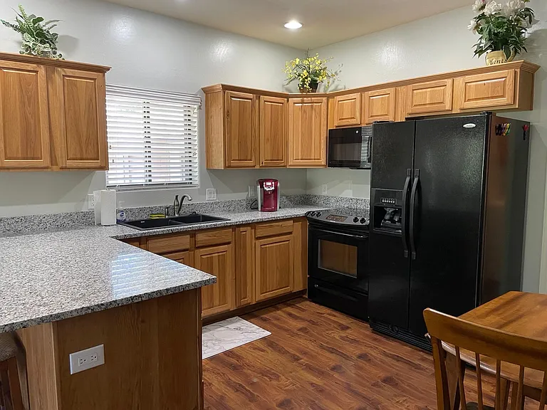 1351 W Sierra Buena Ct — Photo 3