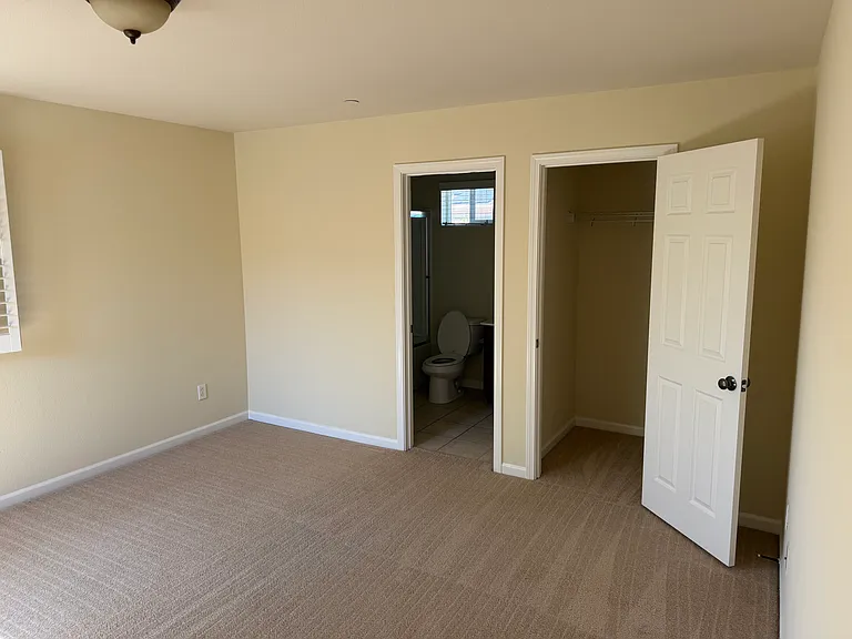 1427 Wyndham Ln — Photo 25