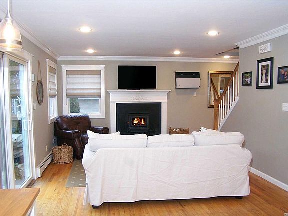 5th image of 266 Collington Dr