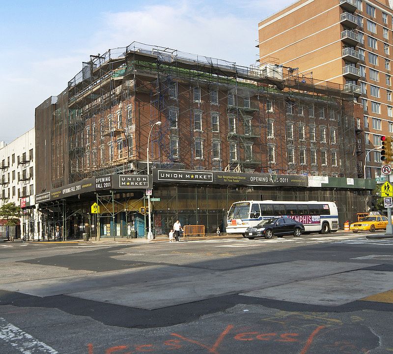 1st image of 240-242 E Houston St #4D