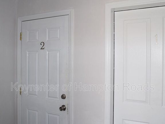 4th image of 273 Elm Ave #2