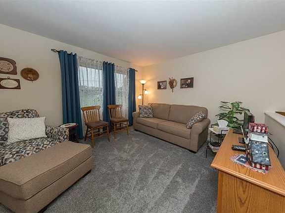 5th image of 24781 Johannes Ct