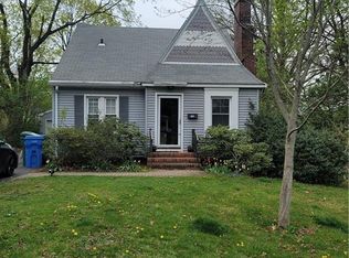 73 Sleeping Giant Dr, Hamden, CT 06518