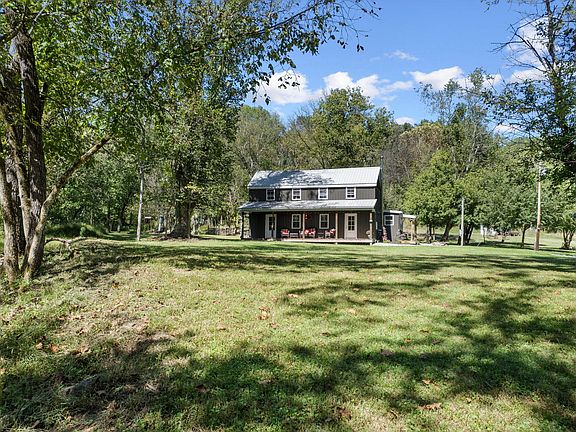 2nd image of 925 Lockmier Rd