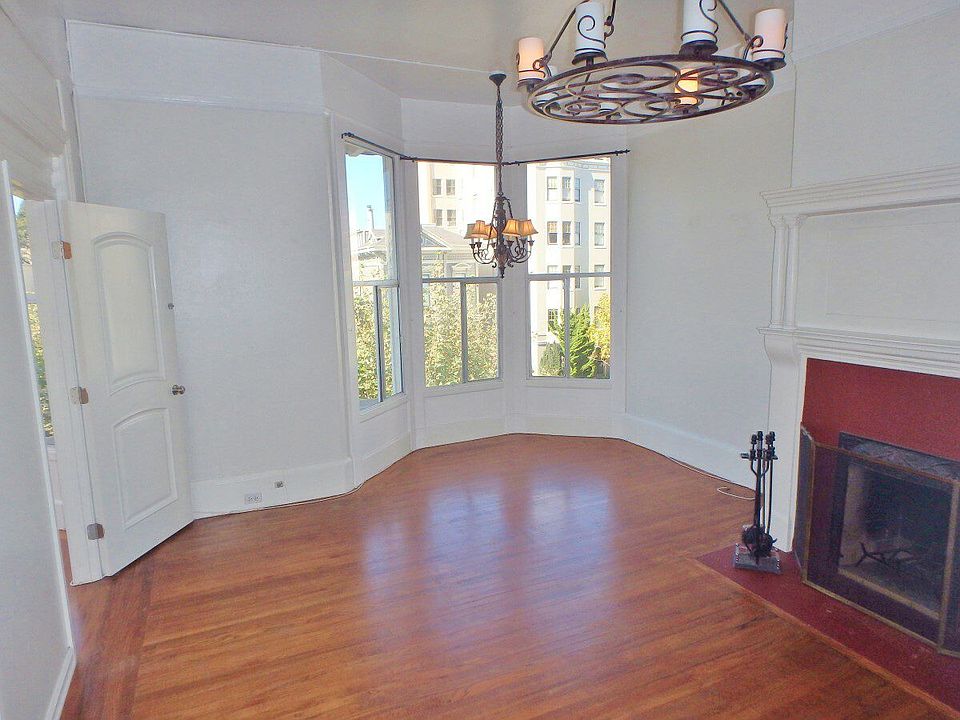 1st image of 1809 Broadway St #3
