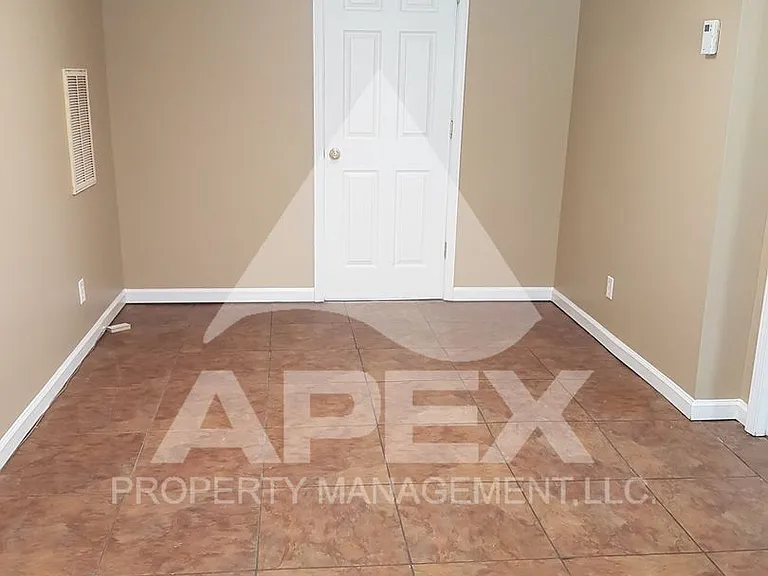 9122 Andersonville Pike — Photo 11