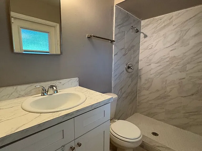 2292 Menomonee Ct — Photo 8
