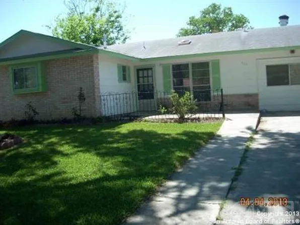 466 Maddux St, San Antonio, TX 78227