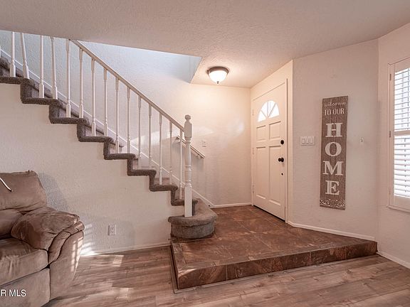 4th image of 440 Jeremiah Dr Unit B