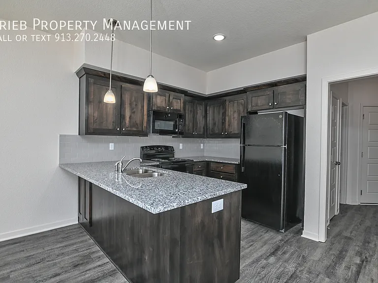 3239 N 103rd Pl #32 — Photo 13