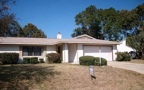 1st image of 83 Blaine Dr