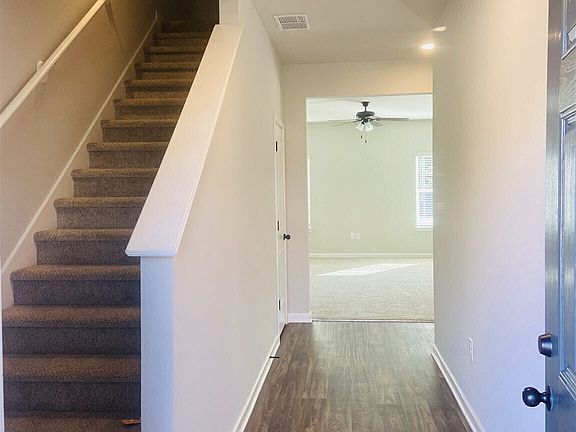 4th image of 5047 Pioneer Pkwy #175