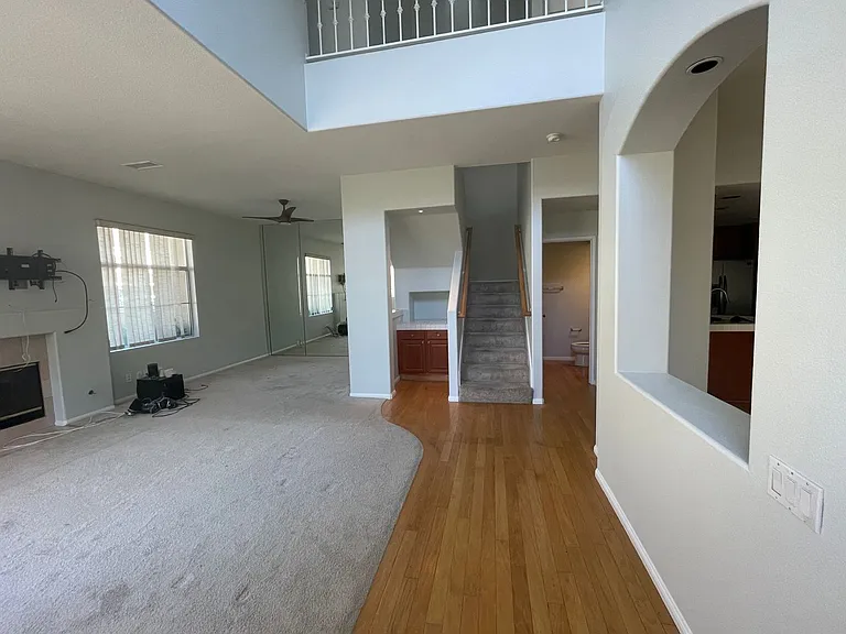 9 Theatre Ln — Photo 5