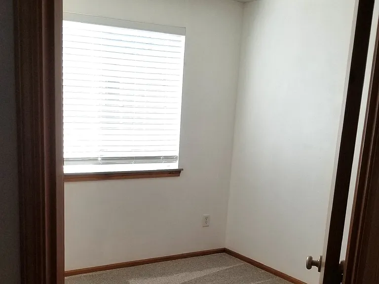 525 Helen St — Photo 19