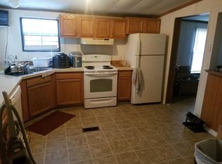 476 Cypress Bay Loop Rd, Pembroke, GA 31321