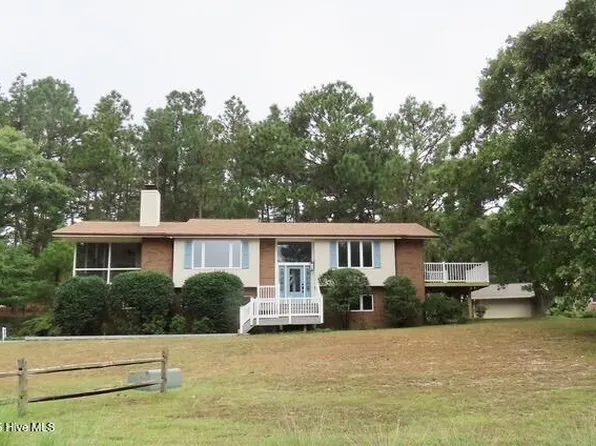 104 Calmwater Lane, Seven Lakes, NC 27376