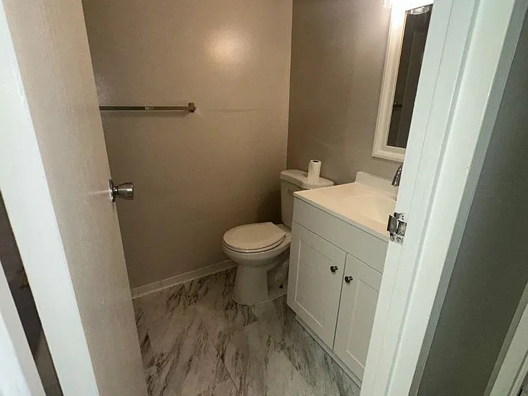 6998 Hanover Pkwy #302 — Photo 8