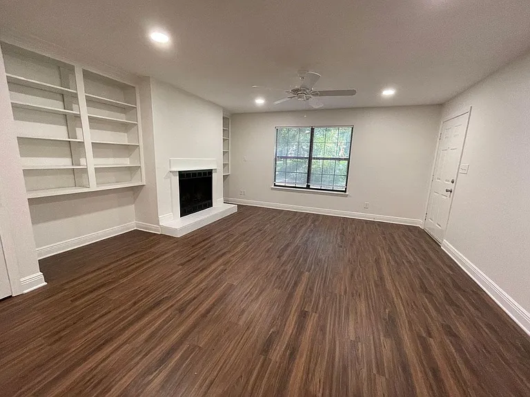 3720 Donovan Dr #C — Photo 16