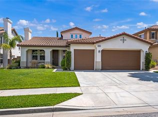 32366 Whispering Willow Dr, Lake Elsinore, CA 92532