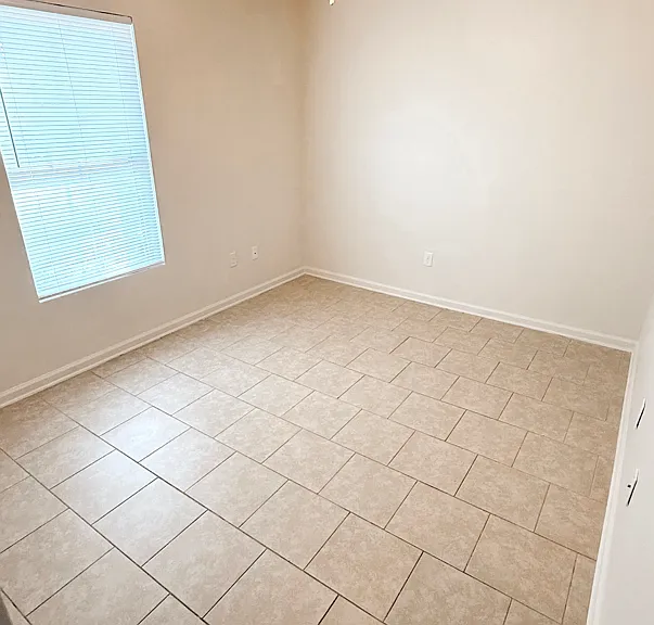 1712 Ridgefield Ave #B — Photo 5