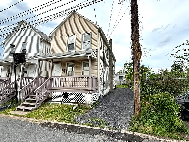 26 Bradford St — Photo 1