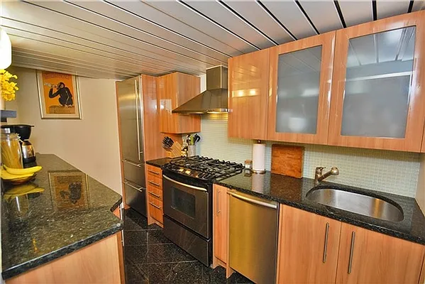 Sold by Urban Sanctuary | media 8