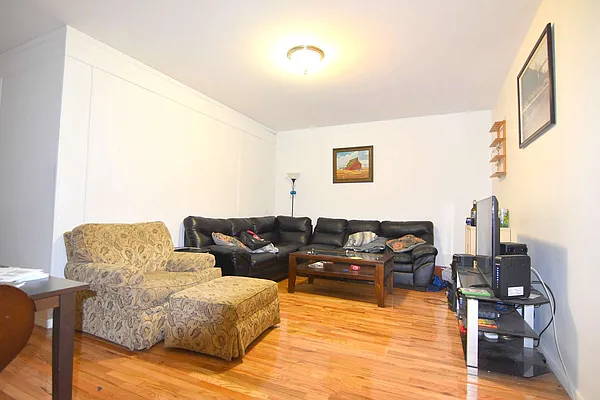 Rented by Manhattan Spaces | media 43
