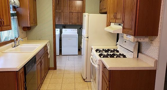 4th image of 6644 Parkside Dr