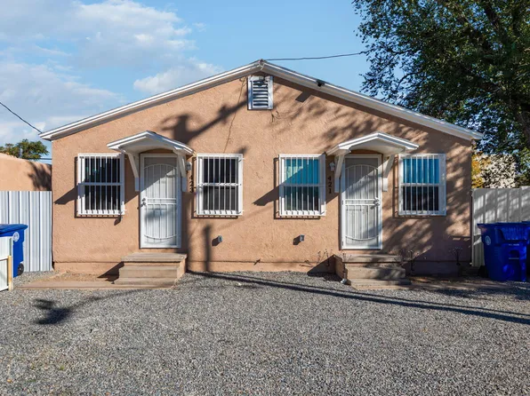 425 Fitzgerald Rd NW, Albuquerque, NM 87107