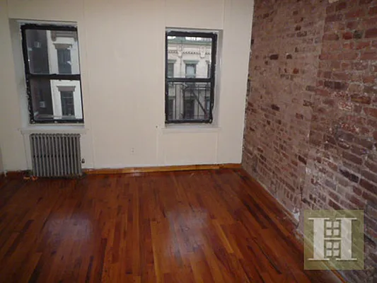 Rented by Halstead Real Estate | media 29