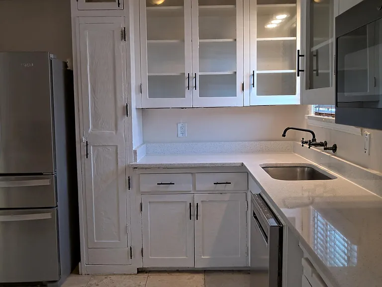 1321 E Mabel St — Photo 18