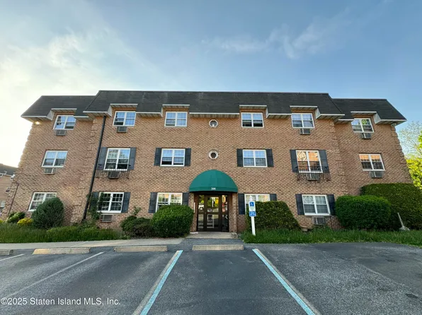 416 Maryland Ave APT 2B, Staten Island, NY 10305