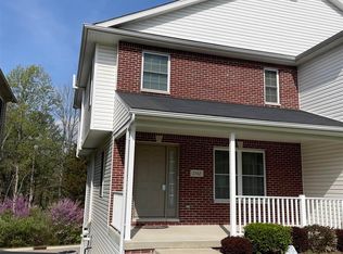 2562 S Flat Rock Rd, Bloomington, IN 47403