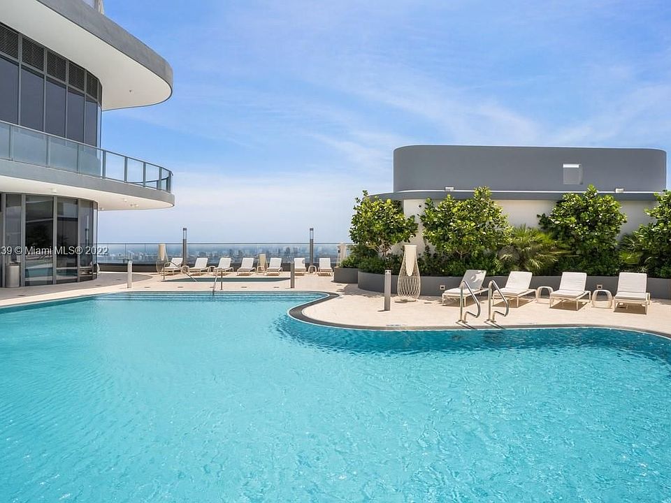 1st image of 1000 Brickell Plz #3511