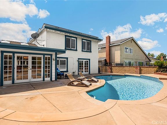 5th image of 1975 Heather Cir