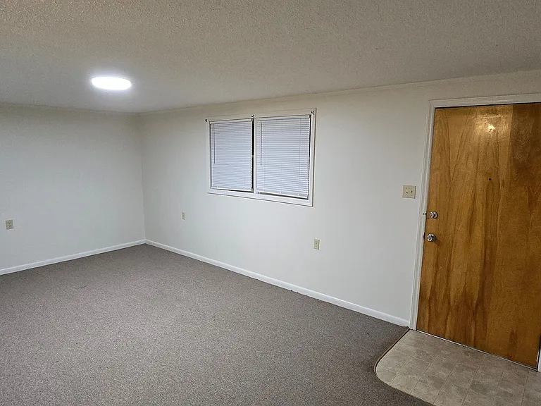4347 Duncan Dr #2 — Photo 8