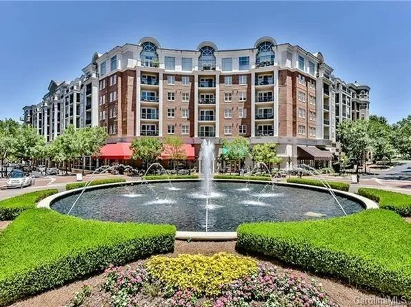 4625 Piedmont Row Dr, Charlotte, NC