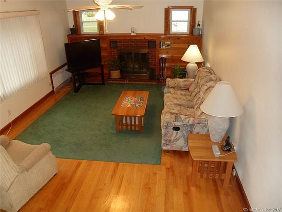 3rd image of 3325 Main St