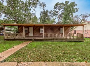 299 Pine Harbor Dr, Onalaska, TX 77360