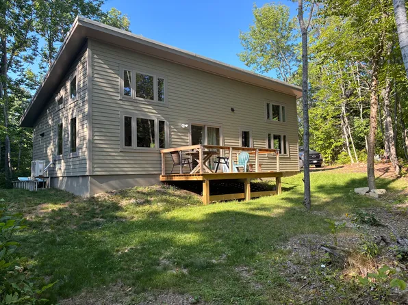 186 Swan Lake Ave, Belfast, ME 04915