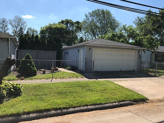 4th image of 21745 Powers Ave