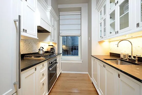 Sold by Helen Downey, LREB | media 10