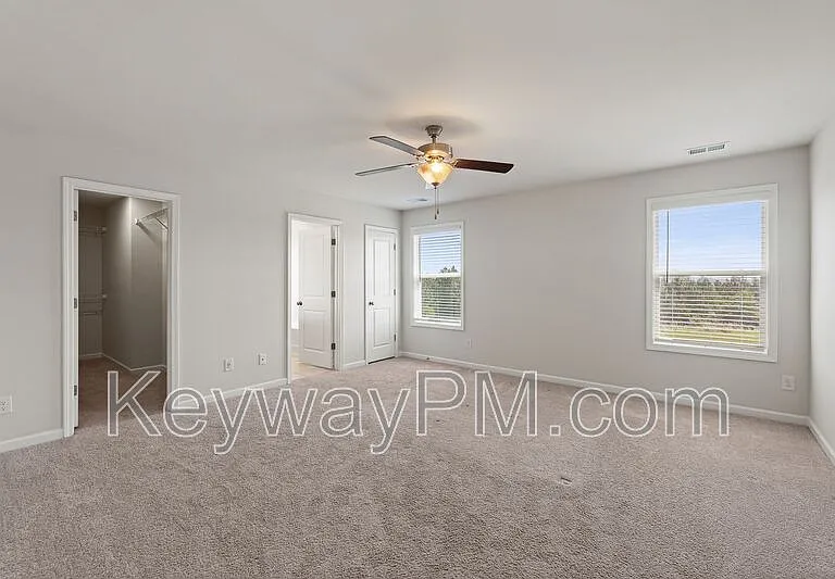 4136 Thimbleberry Dr — Photo 12