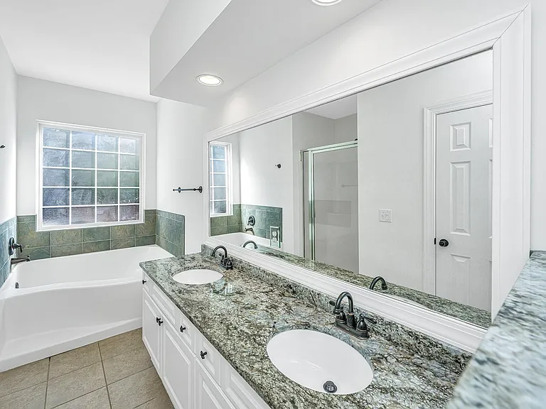 1476 Belcourt Ln — Photo 20