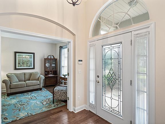 5th image of 1548 Barrington Cir