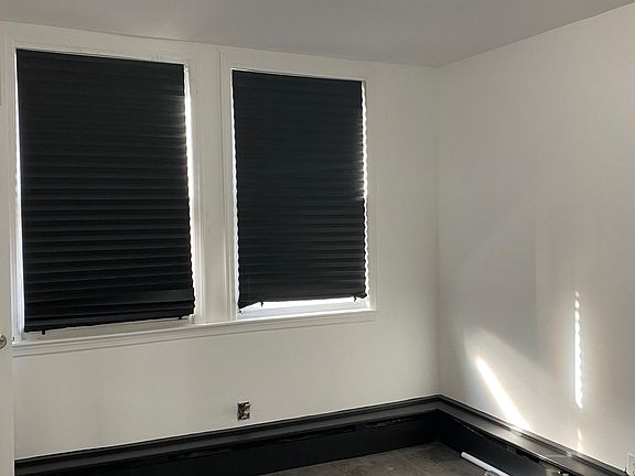 3rd image of 92 Ann St #1